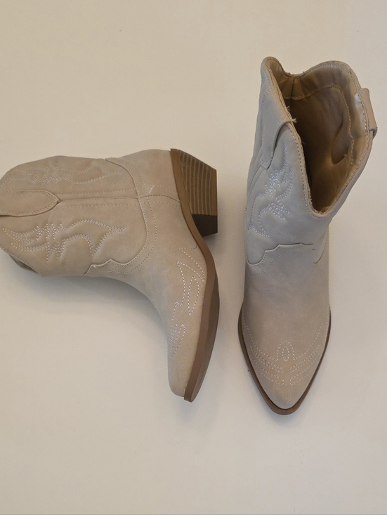 Beige Cowgirl Ankle Boots Embroidered  Western Toe Block Heel Coachella - Picture 4 of 7